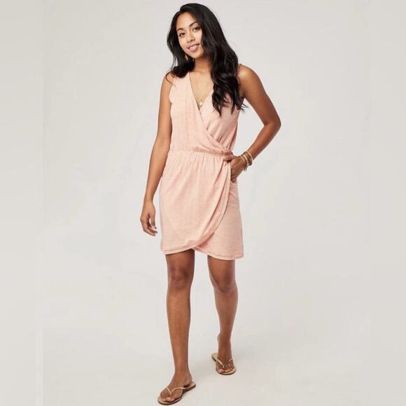 Carve Designs Kendall Dress Size Medium Sleeveless Crossover Front Wrap Mini NWT - Picture 1 of 9
